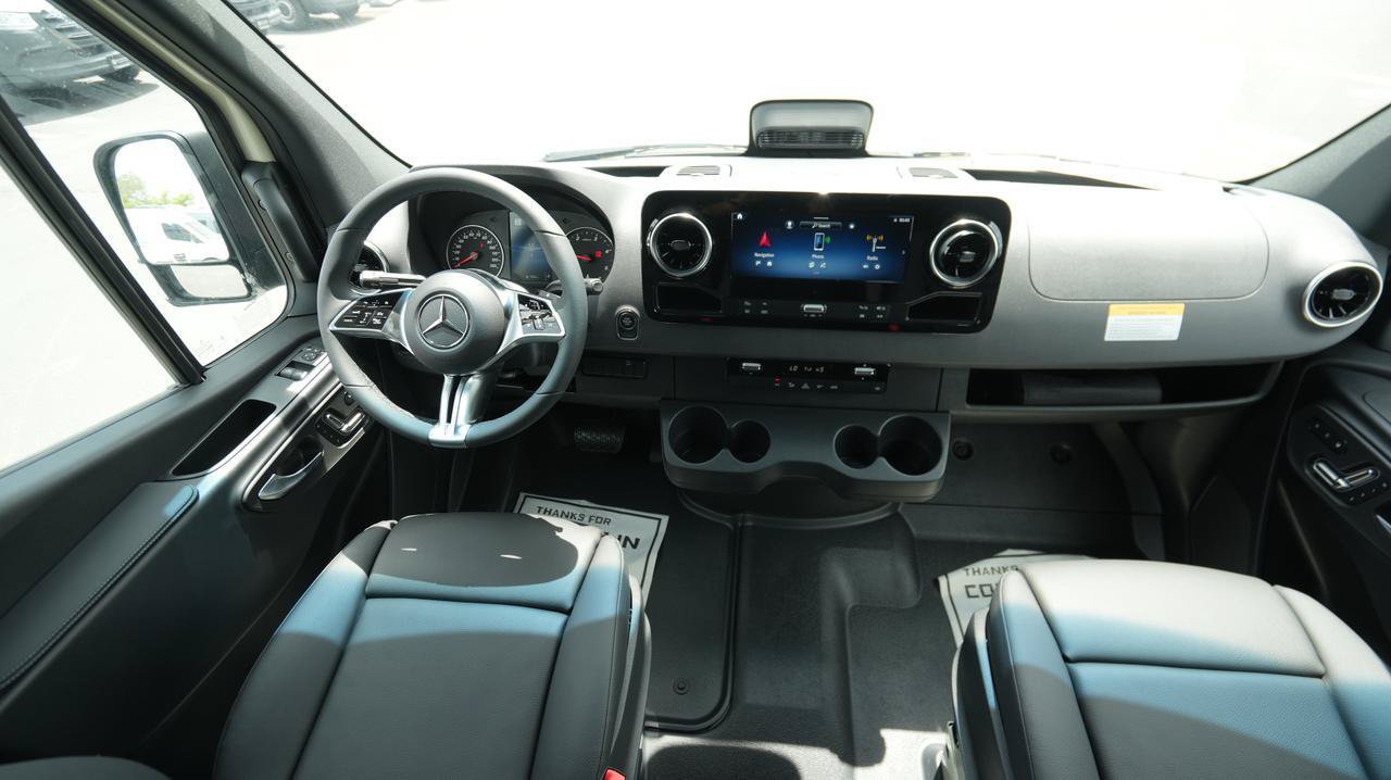 New 2026 Mercedes-Benz Sprinter 2500 image 14