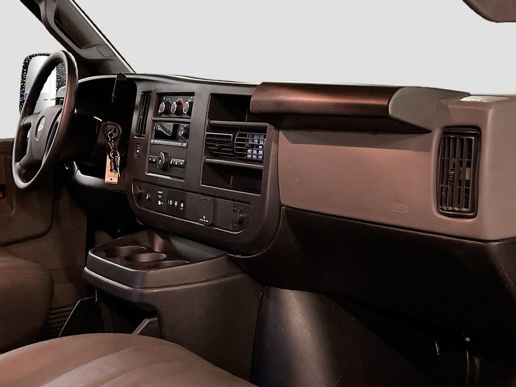 Used 2024 Chevrolet Express 2500 w/ Driver Convenience Package image 26