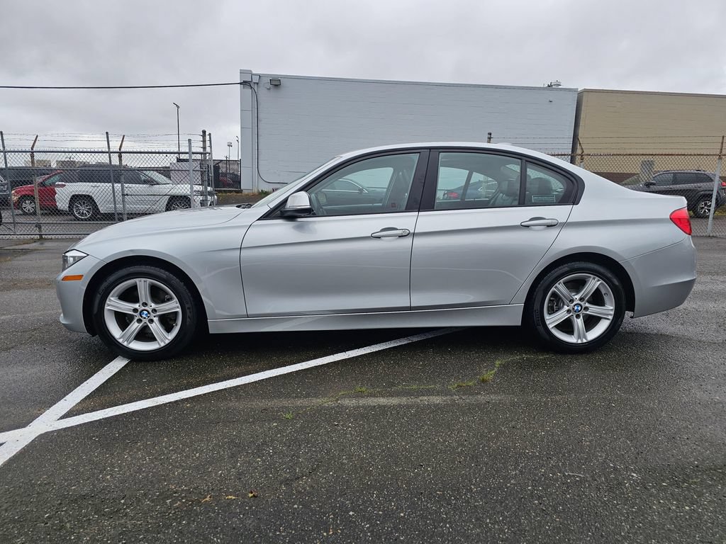 Used 2014 BMW 328i xDrive Sedan AWD/4WD image 5