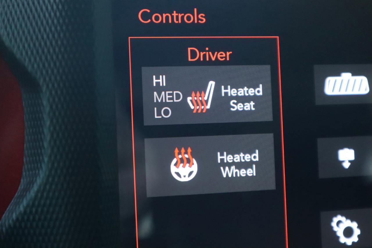 Used 2018 Jeep Wrangler Unlimited Rubicon AWD/4WD image 79