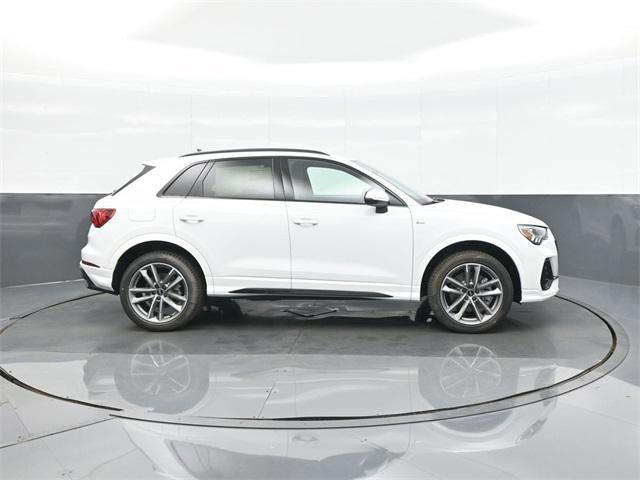 New 2025 Audi Q3 2.0T Premium image 8