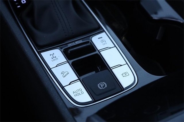 Used 2024 Hyundai Tucson SE image 17