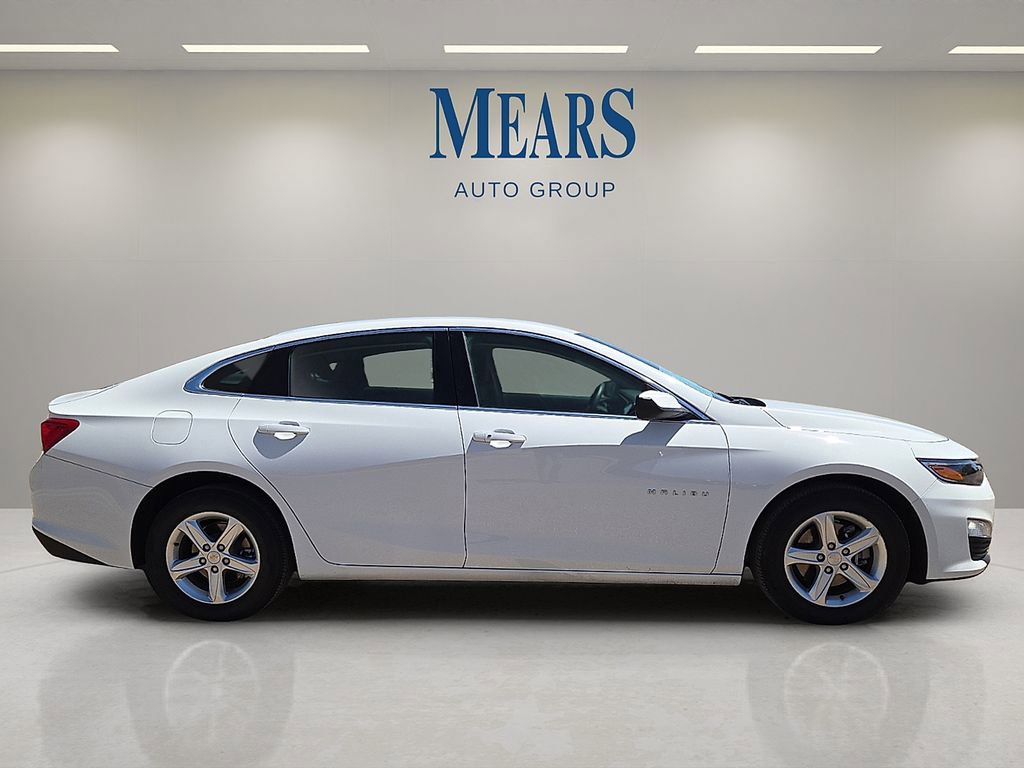 Used 2025 Chevrolet Malibu LS FWD image 6