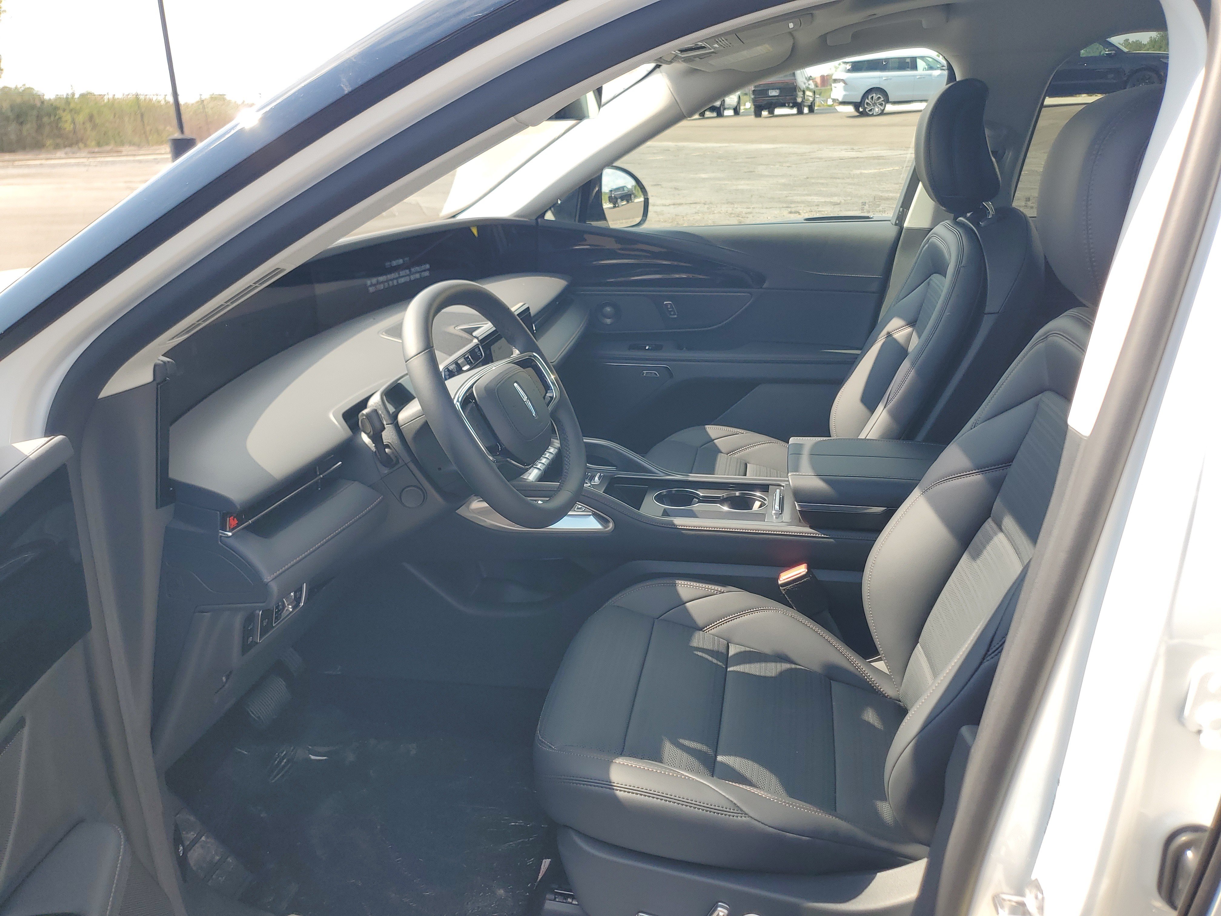 New 2026 Lincoln Nautilus Reserve AWD/4WD image 11
