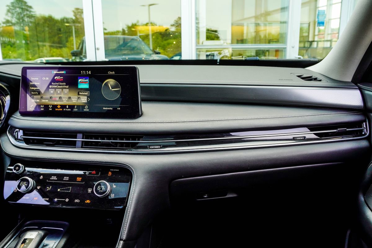 Used 2023 INFINITI QX60 Luxe w/ Cargo Package image 18