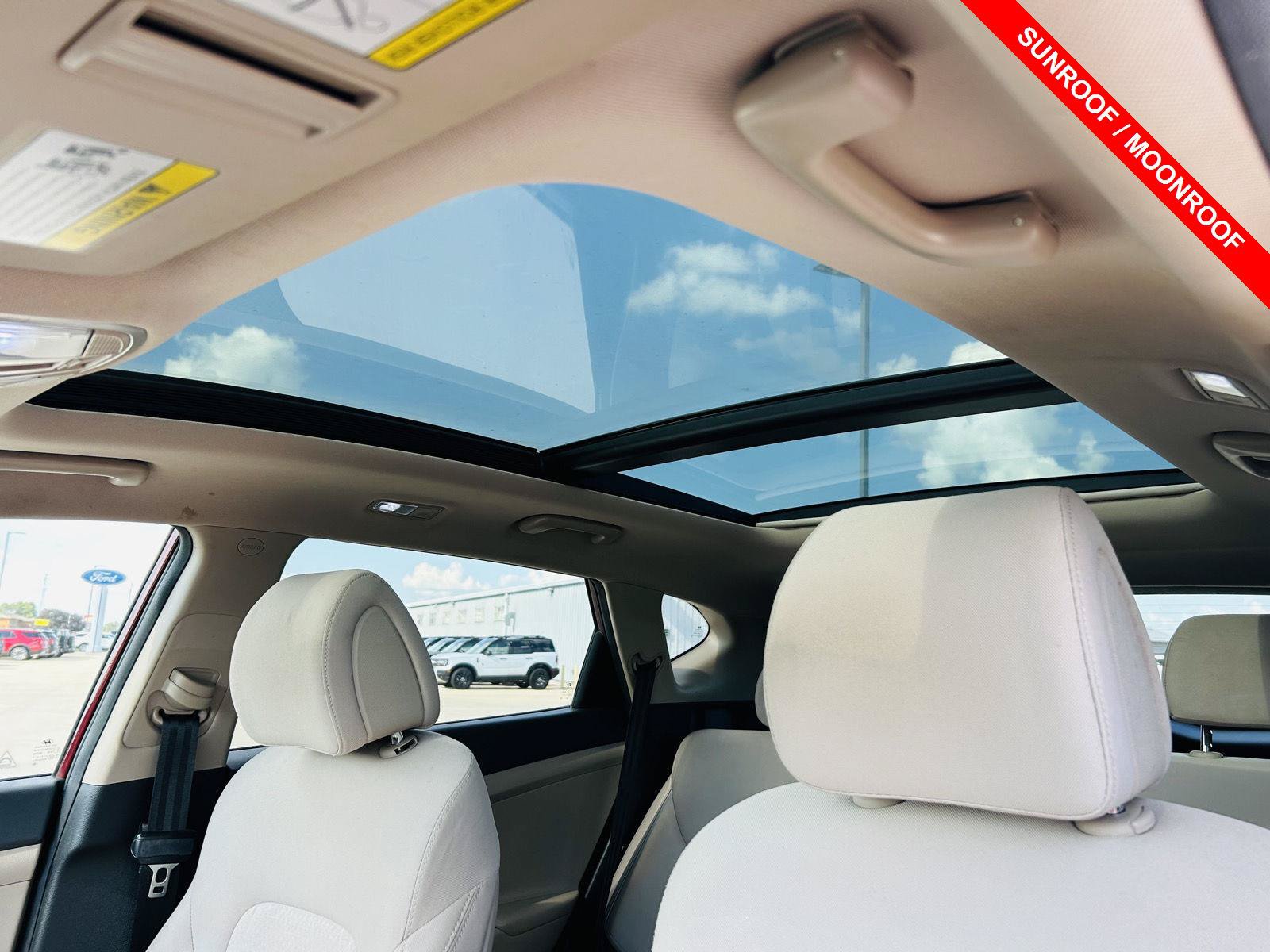 Used 2018 Hyundai Tucson Value w/ Cargo Package AWD/4WD image 4