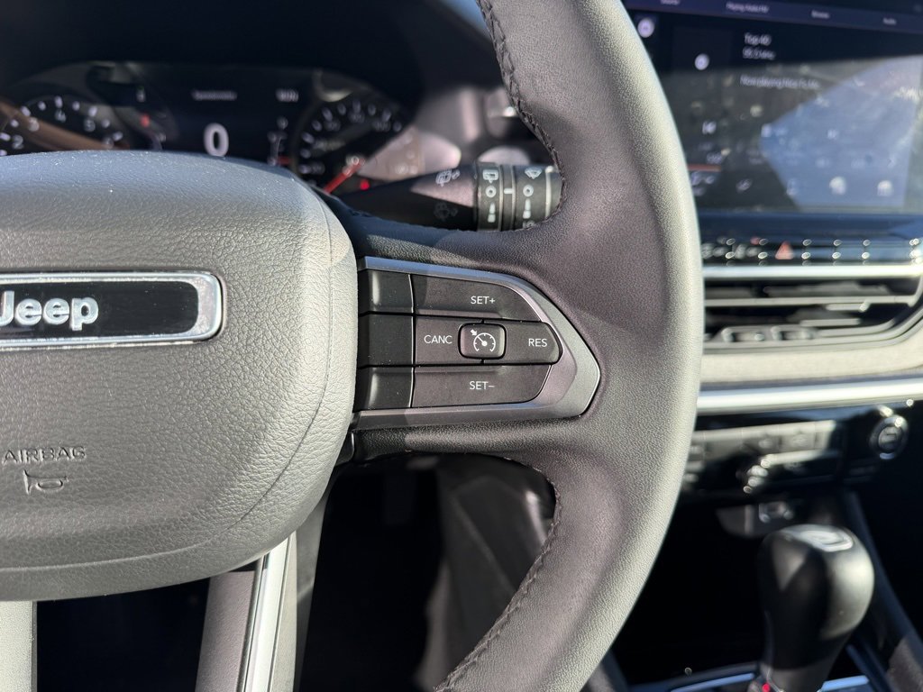 Used 2024 Jeep Compass Latitude image 16