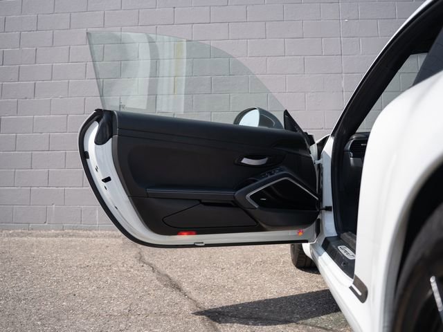 Certified 2019 Porsche 911 Carrera T w/ Carrera T Interior Package image 16