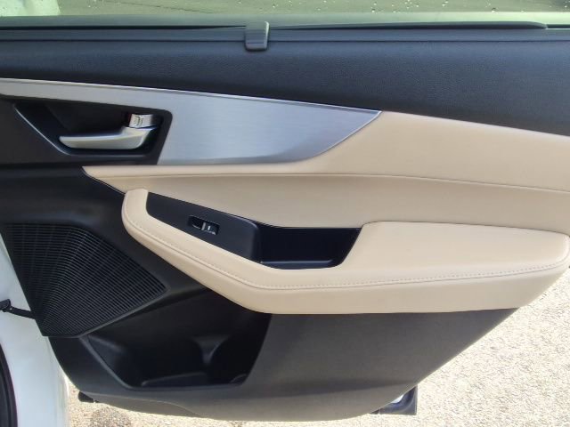 Used 2022 Acura MDX SH-AWD w/ Technology Package image 18