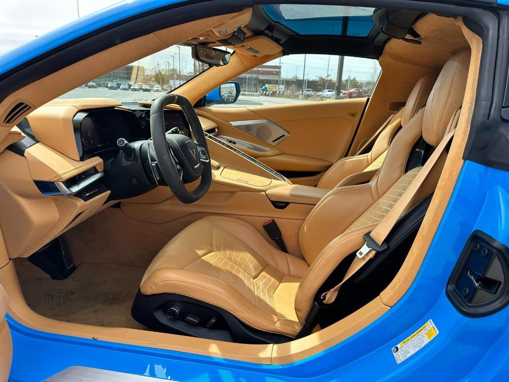 Used 2021 Chevrolet Corvette Stingray Premium Cpe w/ Z51 Performance Package image 12