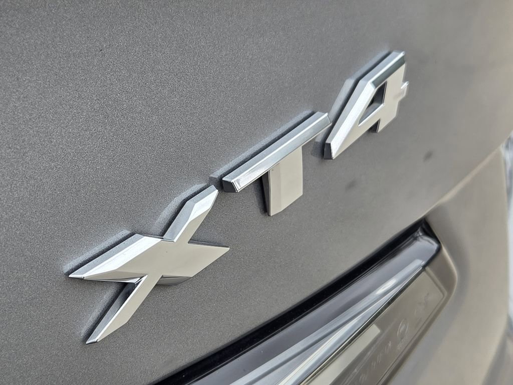 Used 2024 Cadillac XT4 Sport FWD image 15