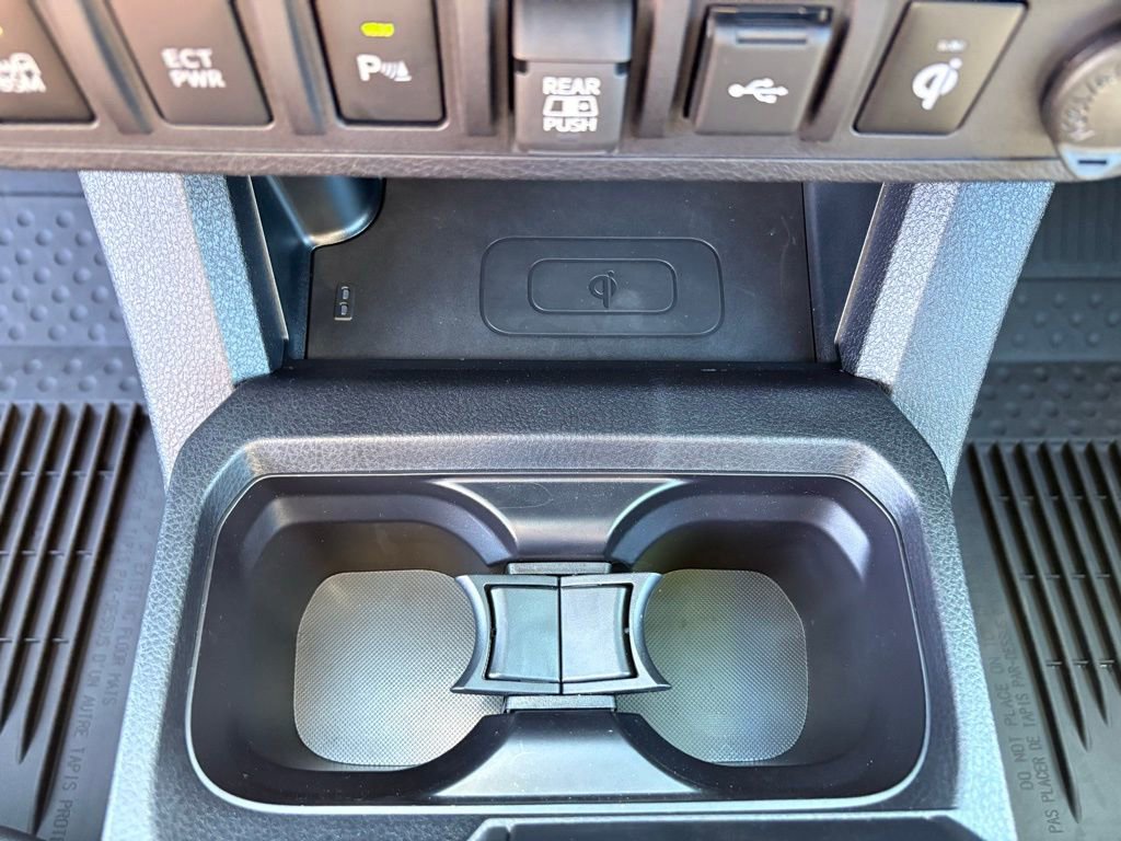 Used 2023 Toyota Tacoma TRD Sport w/ Advanced Technology Package image 18