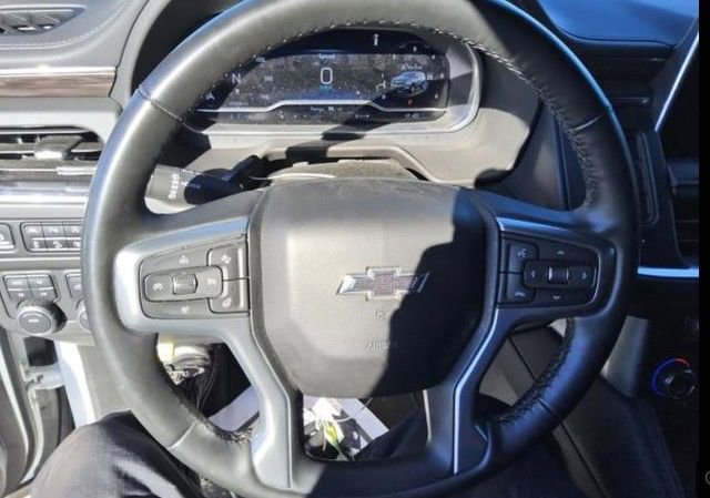 Used 2024 Chevrolet Tahoe Z71 w/ Luxury Package image 5