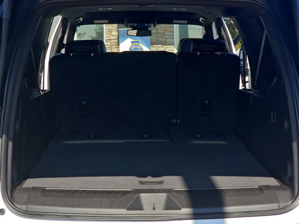 Used 2024 GMC Yukon XL SLT image 14