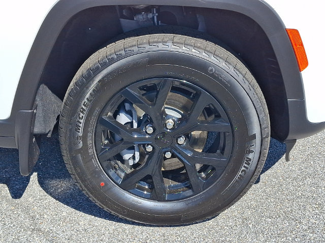 New 2026 Jeep Grand Cherokee Altitude AWD/4WD image 5