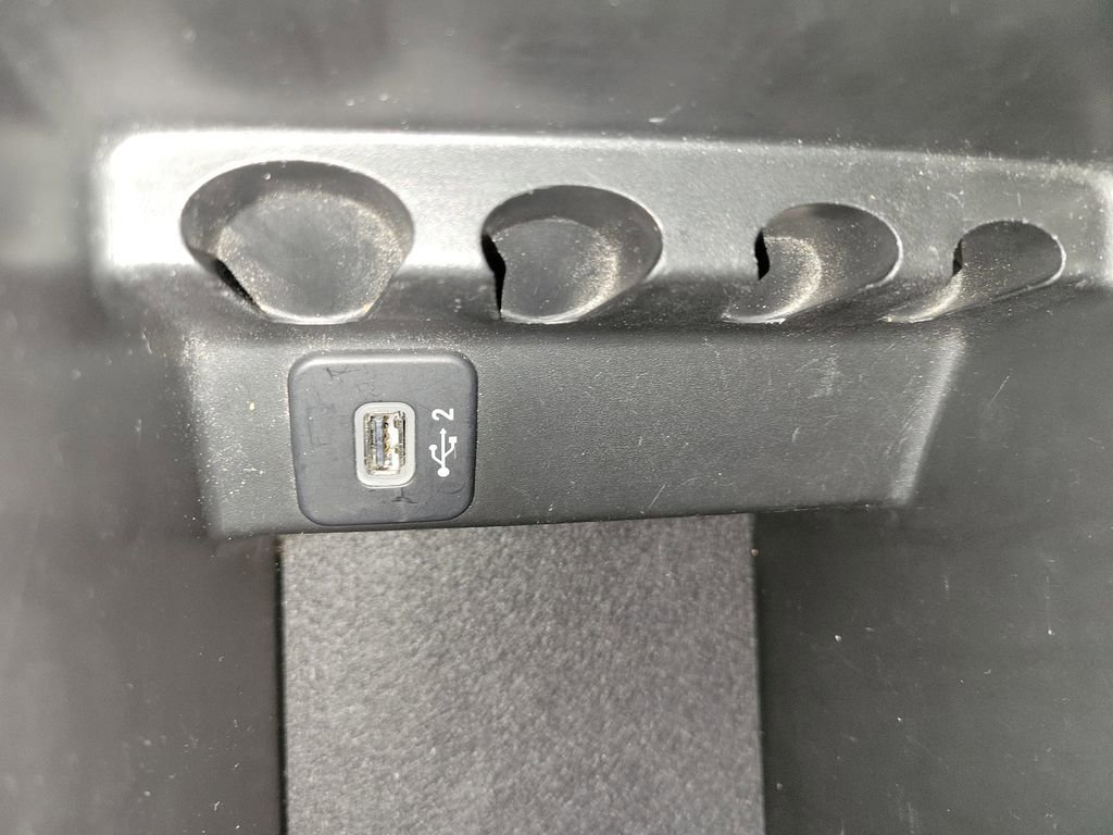 Used 2021 Jeep Cherokee High Altitude image 25