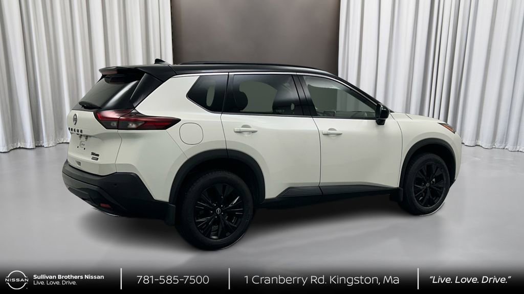 Certified 2023 Nissan Rogue SV w/ SV Premium B Package image 5
