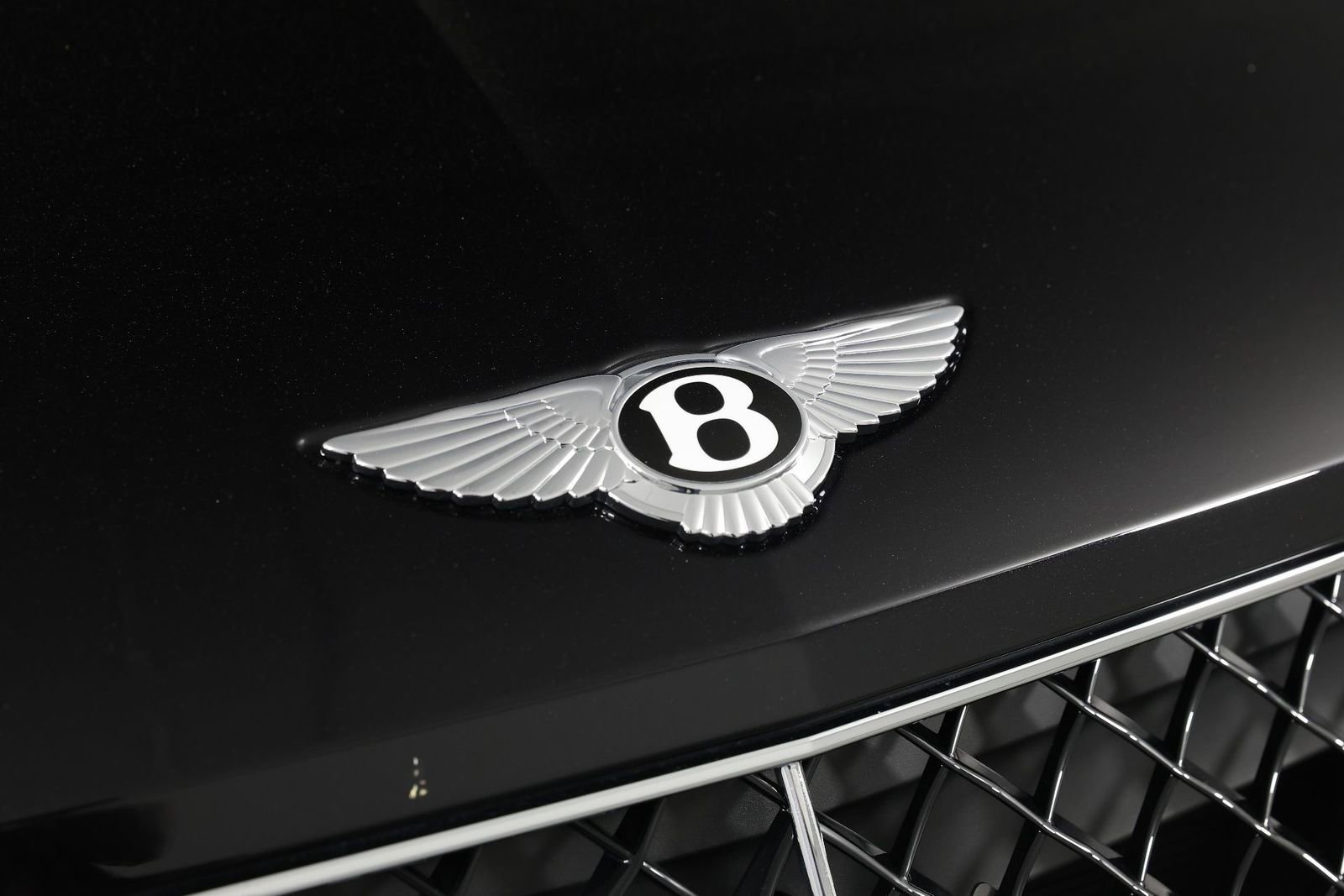 New 2025 Bentley Bentayga Extended Wheelbase AWD/4WD image 12