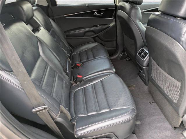 Used 2017 Kia Sorento EX AWD/4WD image 18