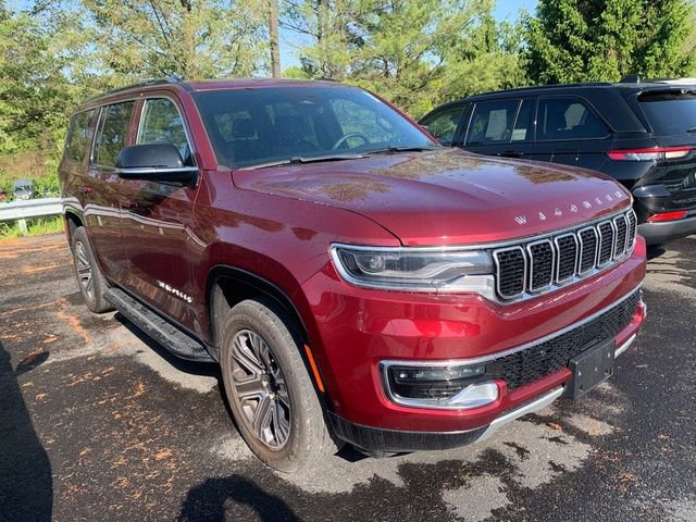 Used 2024 Jeep Wagoneer Series II w/ Flexible Seating Group AWD/4WD image 9