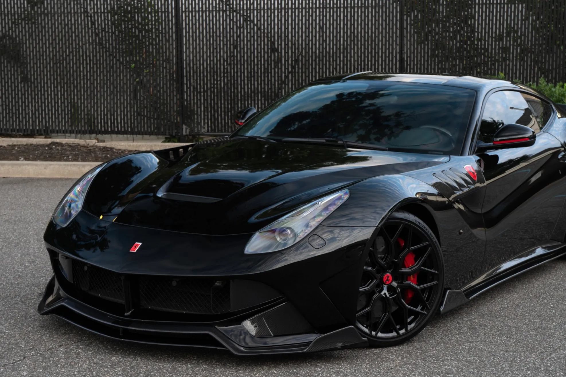 Used 2015 Ferrari F12 Berlinetta RWD image 7
