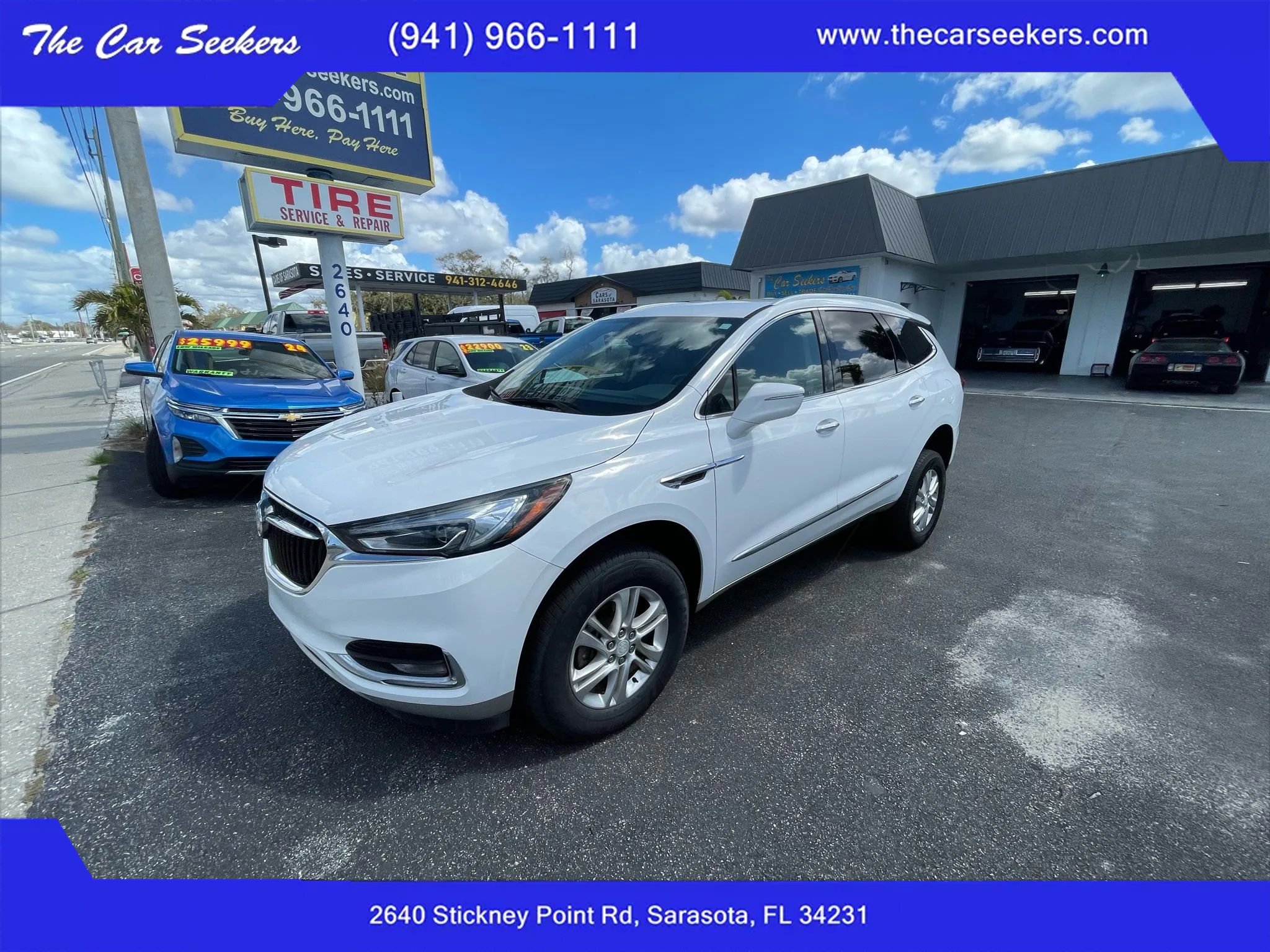 Used 2020 Buick Enclave Essence image 2