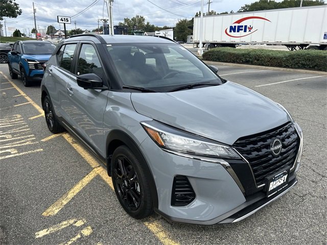Certified 2024 Nissan Kicks SR image 2