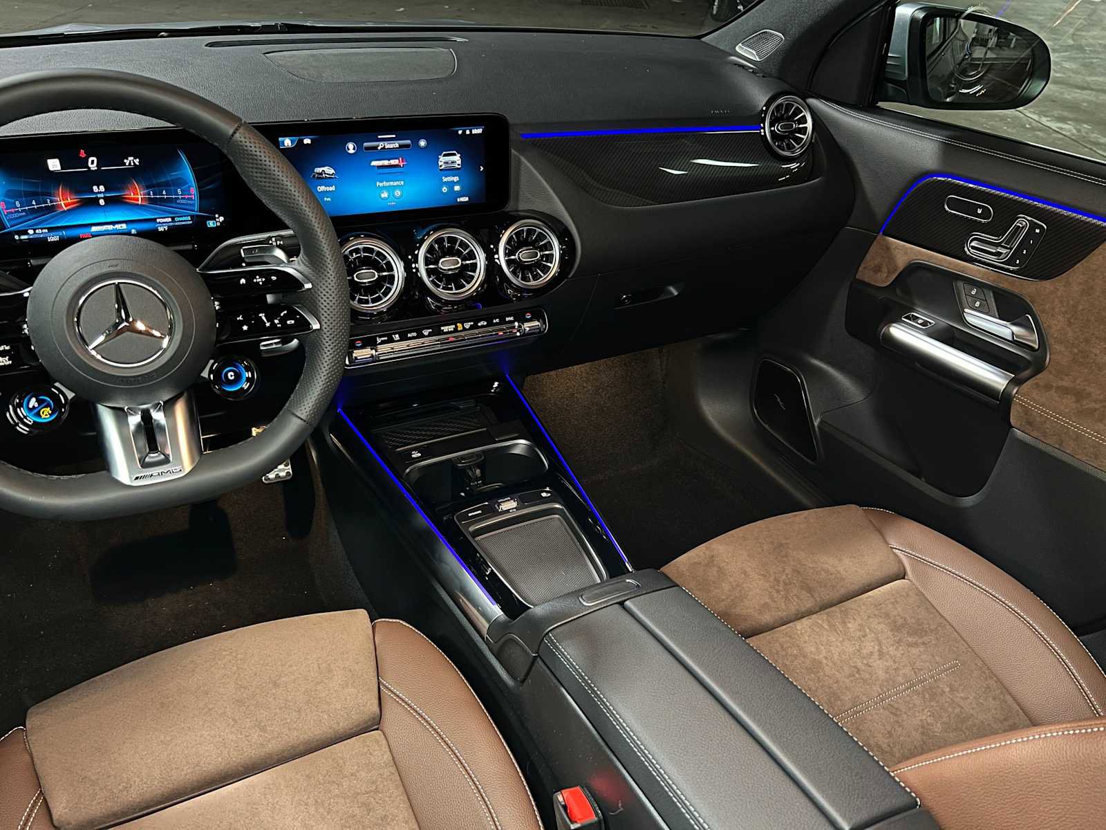 New 2026 Mercedes-Benz GLA 35 AMG 4MATIC image 42