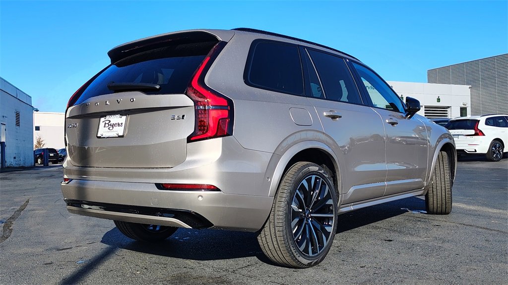 New 2026 Volvo XC90 B6 Ultra image 3