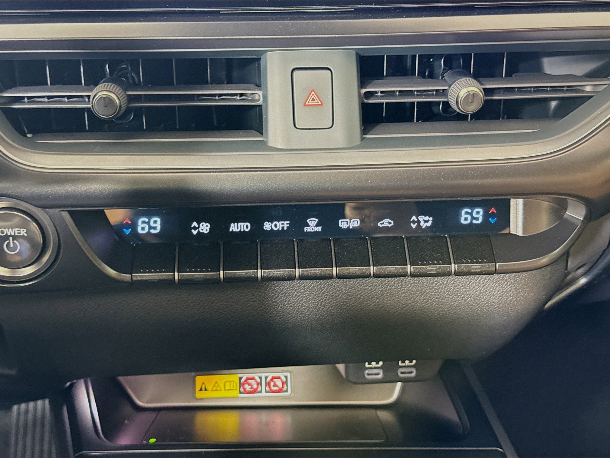 New 2026 Lexus UX 300h AWD w/ Accessory Package (2T) image 17