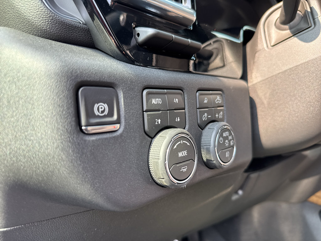 New 2026 Chevrolet Silverado 2500 High Country w/ Midnight Edition AWD/4WD image 19