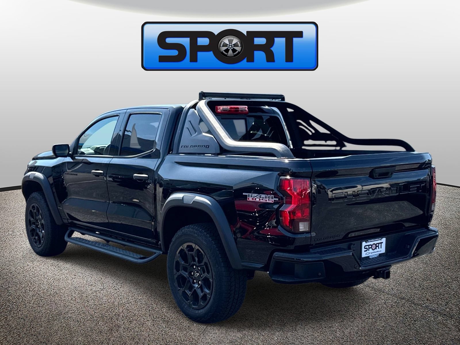 New 2026 Chevrolet Colorado Trail Boss w/ Midnight Edition AWD/4WD image 2