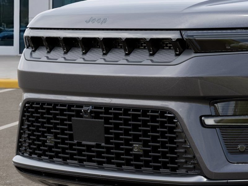 New 2026 Jeep Grand Wagoneer Summit AWD/4WD image 11