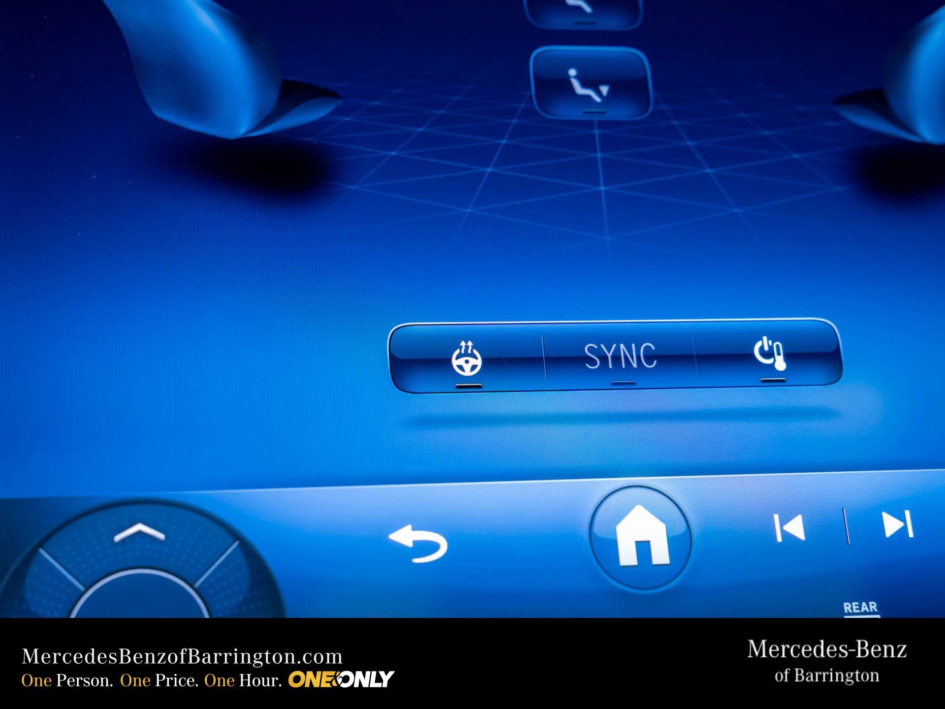 New 2026 Mercedes-Benz GLC 300 4MATIC image 29