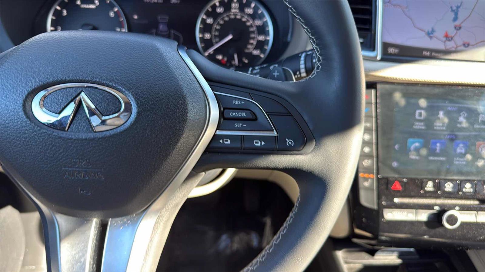 Used 2019 INFINITI QX50 Luxe w/ Navigation Package image 18