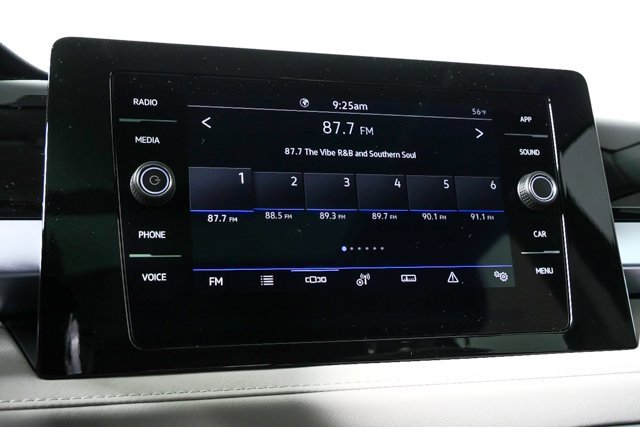 New 2026 Volkswagen Taos SE image 13