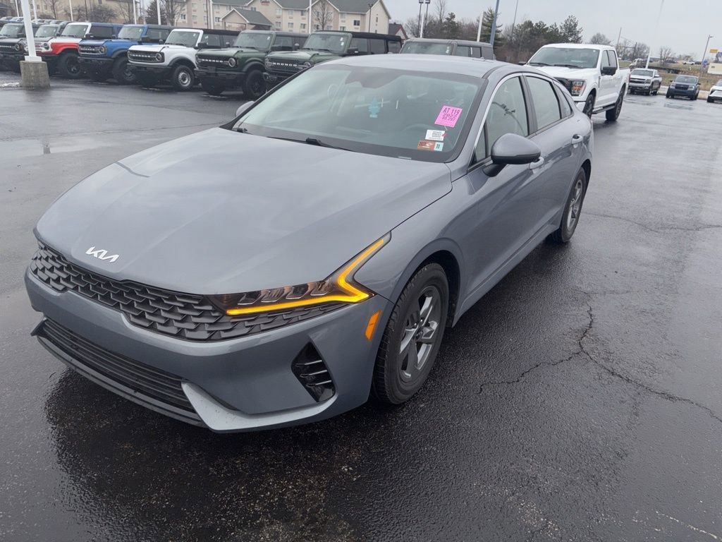 Used 2022 Kia K5 LXS image 2