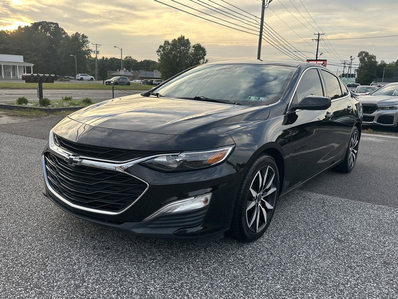 Used 2021 Chevrolet Malibu RS FWD image 1