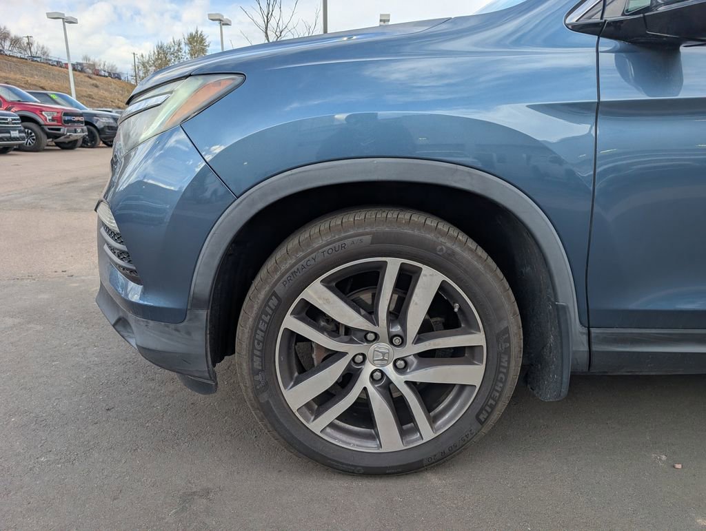 Used 2016 Honda Pilot Elite image 9