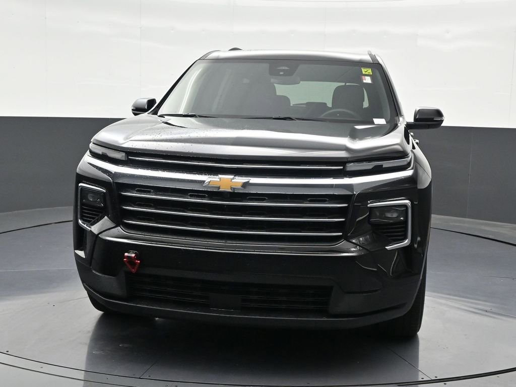 Used 2025 Chevrolet Traverse LT image 9
