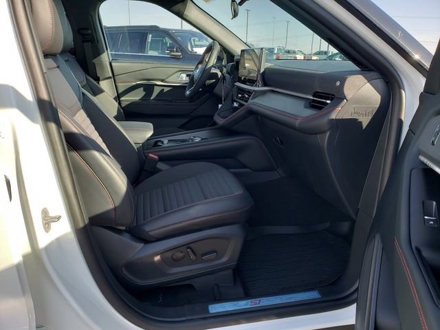 New 2026 Ford Explorer ST-Line image 21