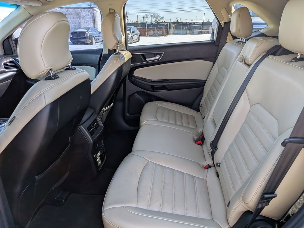 Used 2015 Ford Edge SEL w/ Equipment Group 201A image 11