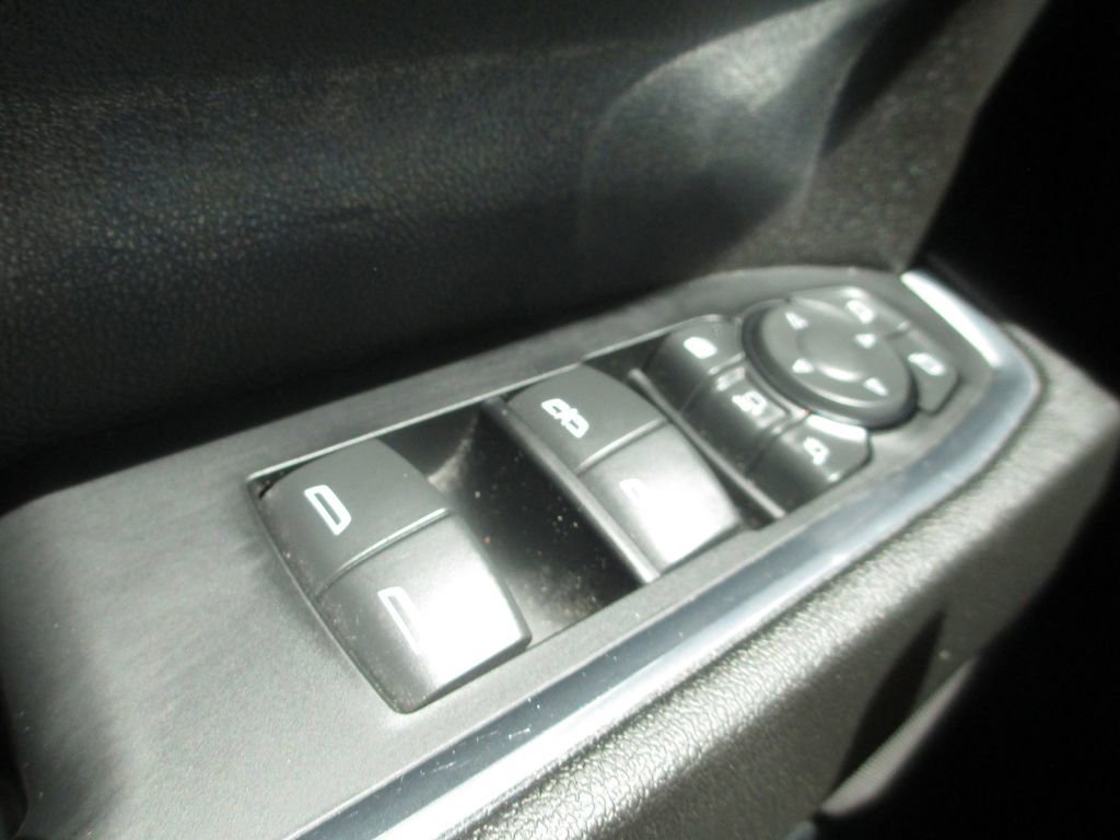 Used 2024 Chevrolet Silverado 3500 High Country w/ Technology Package AWD/4WD image 30