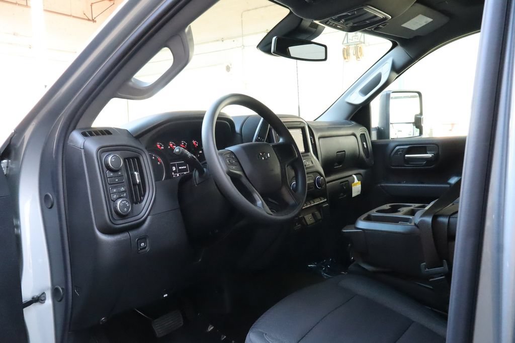 New 2026 Chevrolet Silverado 2500 Custom w/ Custom Value Package AWD/4WD image 13