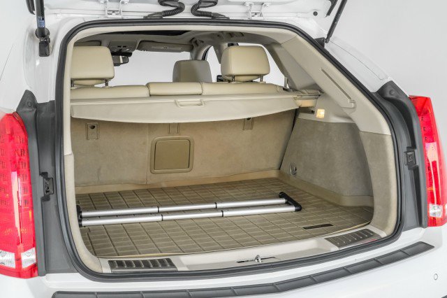 Used 2014 Cadillac SRX Luxury w/ Driver Awareness Package image 57