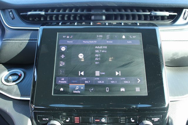 Used 2024 Jeep Grand Cherokee Laredo X w/ Luxury Tech Group I image 21