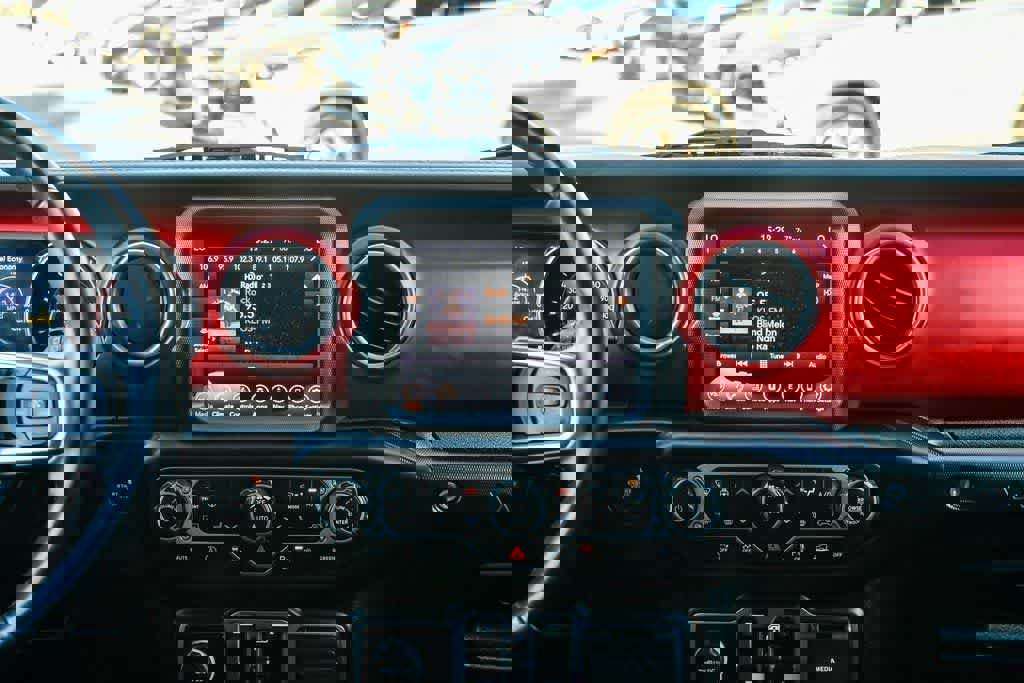 Used 2021 Jeep Wrangler Unlimited Rubicon image 15