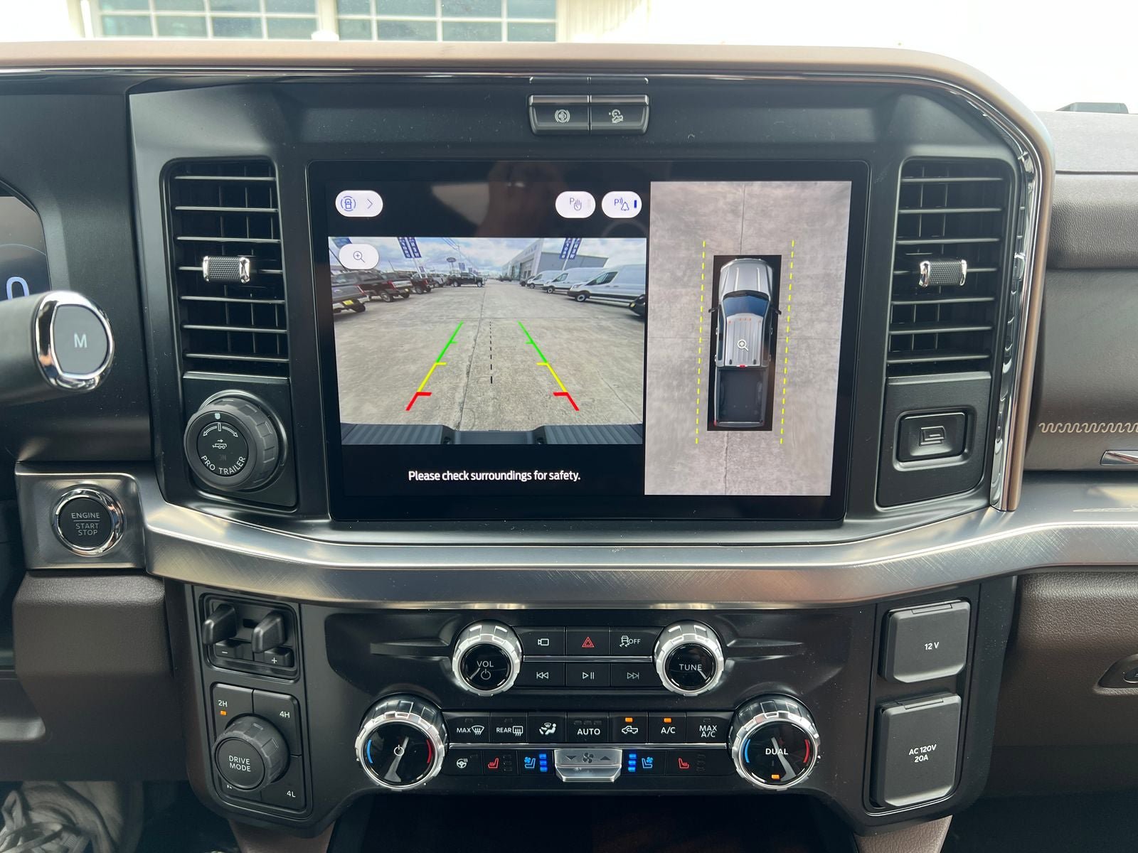 New 2026 Ford F250 4x4 Crew Cab Super Duty image 38