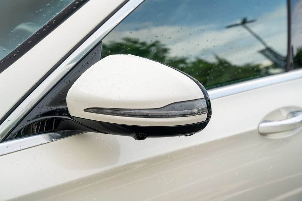 Used 2021 Mercedes-Benz E 350 Sedan image 25