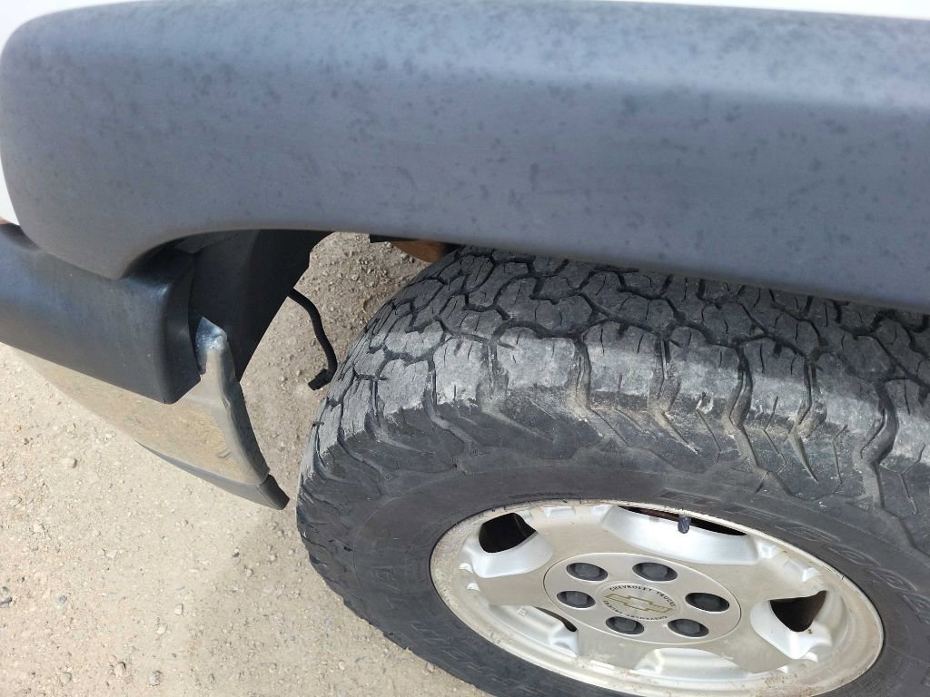 Used 2001 Chevrolet Silverado 1500 LS w/ Off-Road Chassis Pkg AWD/4WD image 17